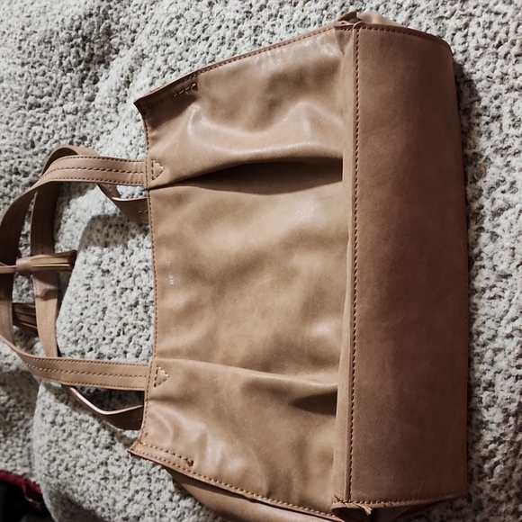 Handbag Relic - Picture 5 of 5